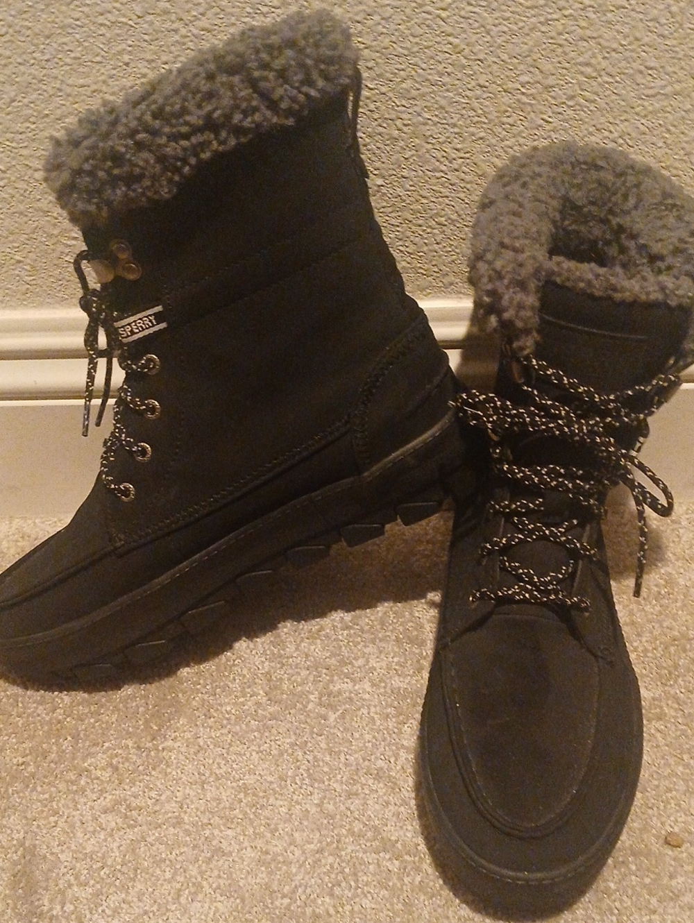 Sperry Black Sherpa-Lined Lace-Up Winter Boots